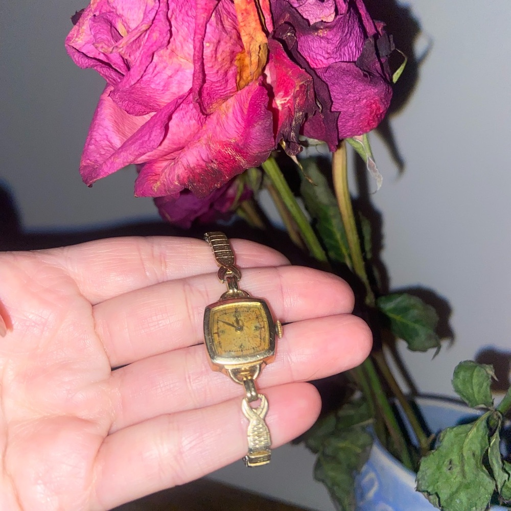 Antique 1920s art deco Gold filled Watch Petite